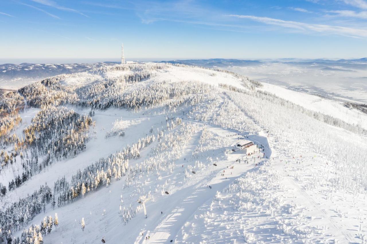 Gronie Ski & Bike Щирк Екстер'єр фото